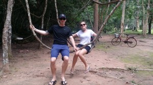 Slapper av i buskene