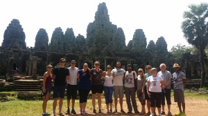 Tempel 2, Bayon Temple, sammen med reisefølget (uten Caroline som ikke var i form)