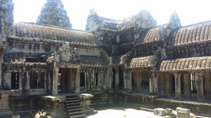 Inne på toppen av Angkor Wat