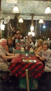 Siste middag med hele gjengen i Bangkok på Cabbage and Condoms