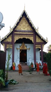 På sightseeing, munker overalt. 