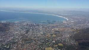 Utsikten over hele Cape Town fra banen på vei ned fra Table Mountain